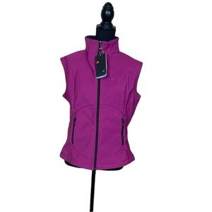 NWT Nike Fleece Lined Women’s Vest in Magenta (TSE A-1)